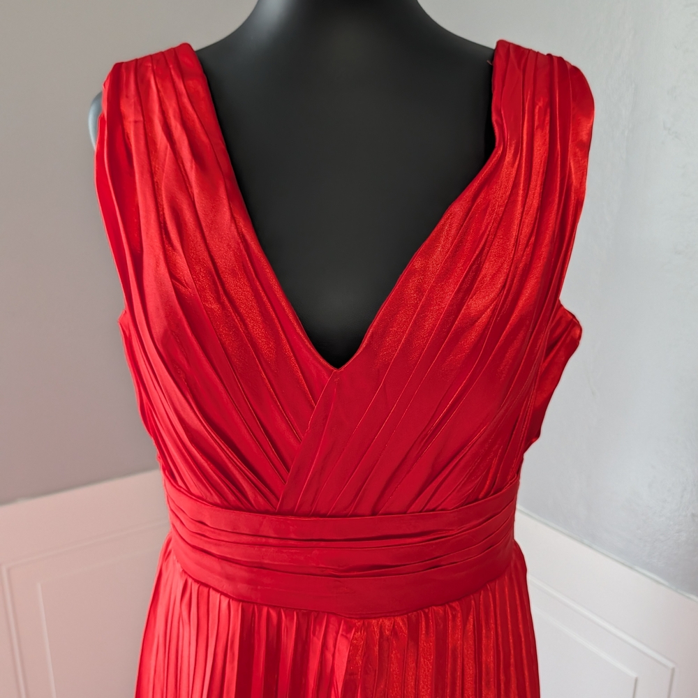 Source Unknown Vibrant Red Maxi Dress